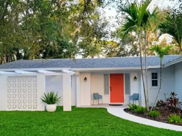135 Adair Ave, Sarasota, FL 34243