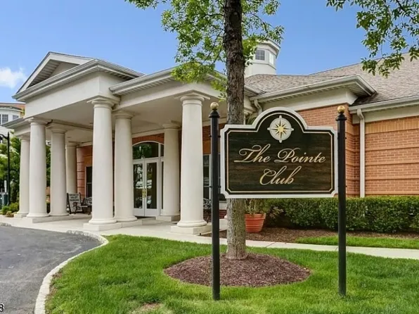 3404 Pointe Gate Dr, Livingston Twp., NJ 07039