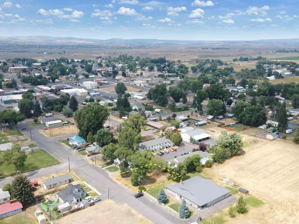 428 E Washington St, Burns, OR 97720