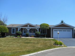 3 Derby Ct, Grayslake, IL 60030