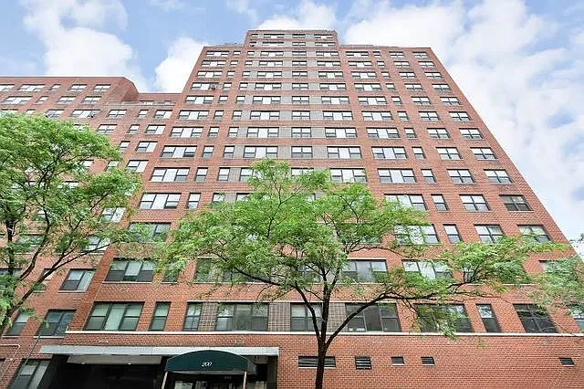 200 E 27th St #2-G — Photo 9