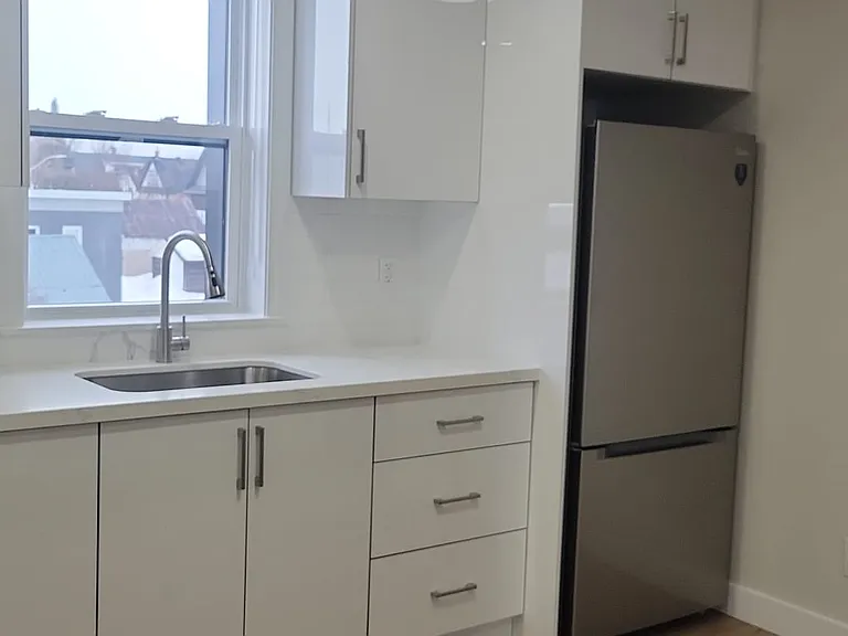 304 Albert St W #303 — Photo 3
