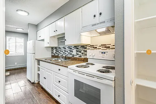 3605 S Knox Ct #204 Photo 1