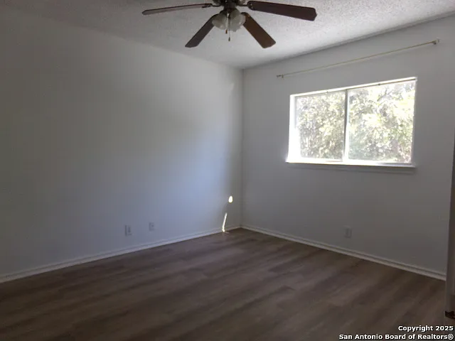 2422 Buffalo Pass Dr — Photo 17
