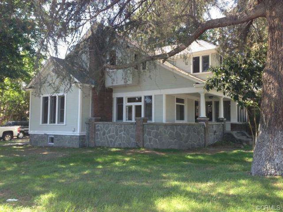 1st image of 1025 N San Antonio Ave