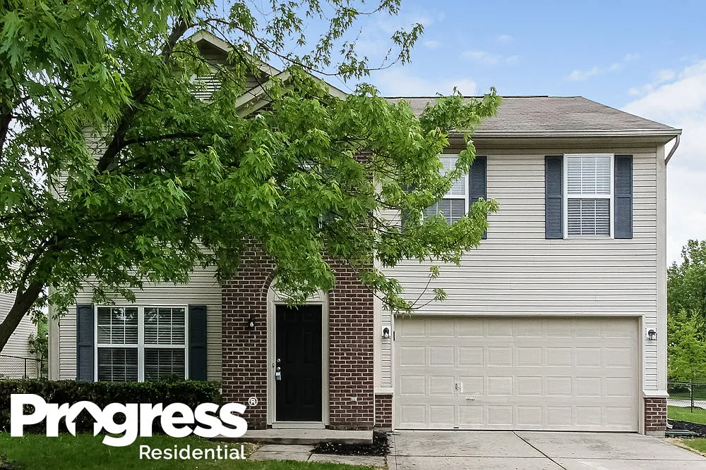 529 Stoneleigh Ct photo 1