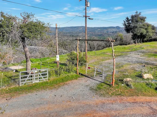 10263 Ham Luddy Rd, Mountain Ranch, CA 95246