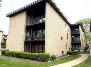 2435 N 76th Ave #3W, Elmwood Park, IL 60707