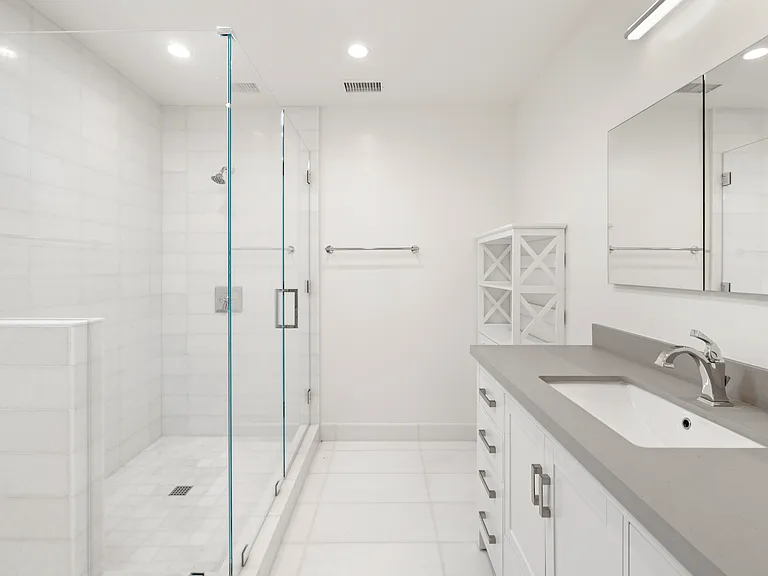 813 E Anapamu St #Penthouse B — Photo 6