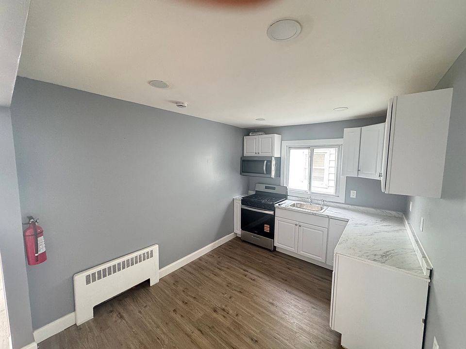 1st image of 25-27 Shaw Ave #2