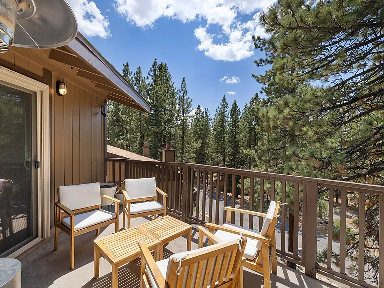 100 Lake Village Dr — Photo 33
