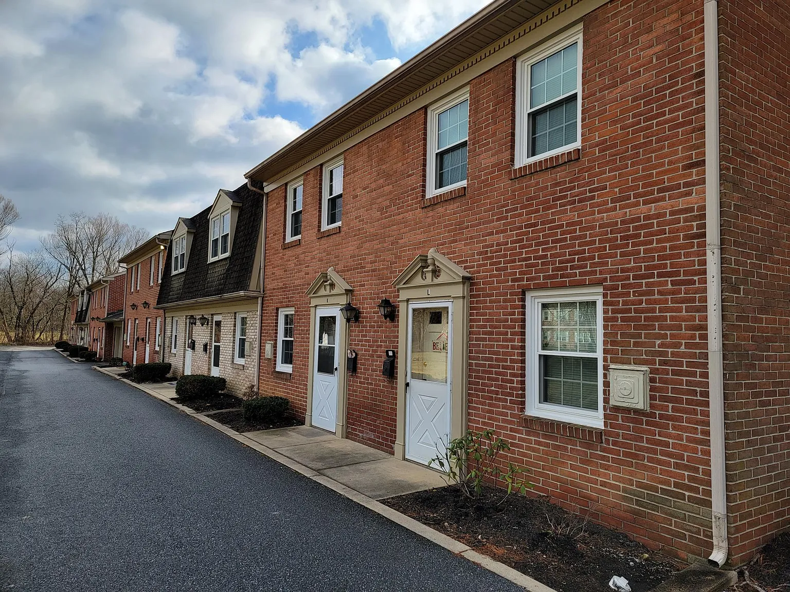 2 bed, $1,395 — Photo 1