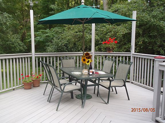 Upper Deck