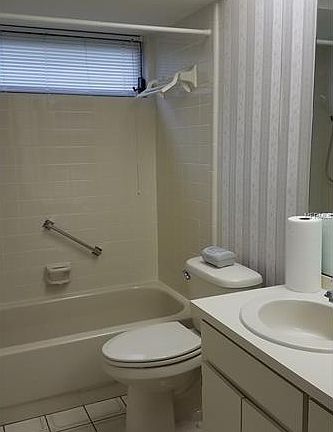 3rd image of 13319 Brigham Ln