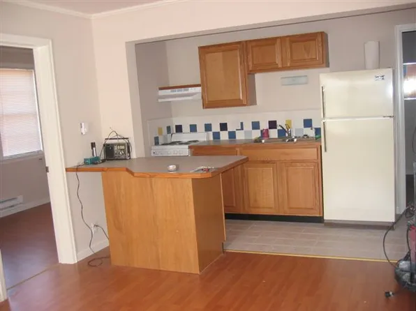 5600 White House Apartments LLC - 7, 5600 University Way NE, Seattle, WA 98105