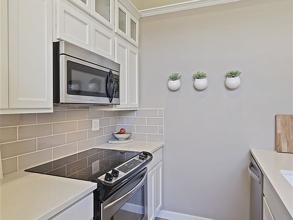 5th image of 3405 W Northwest Blvd APT C