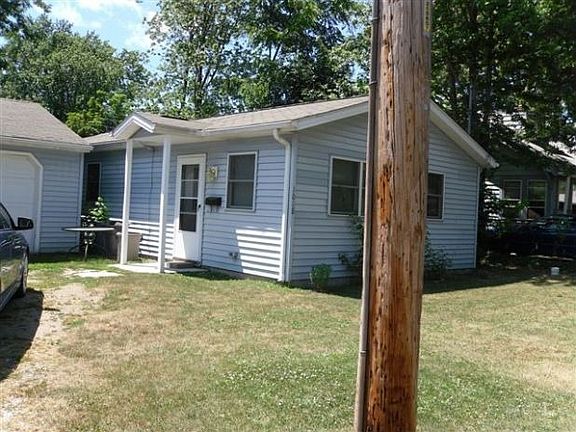 2nd image of 1068 Eaglewood Dr