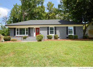 5721 Whitingham Dr, Charlotte, NC 28215