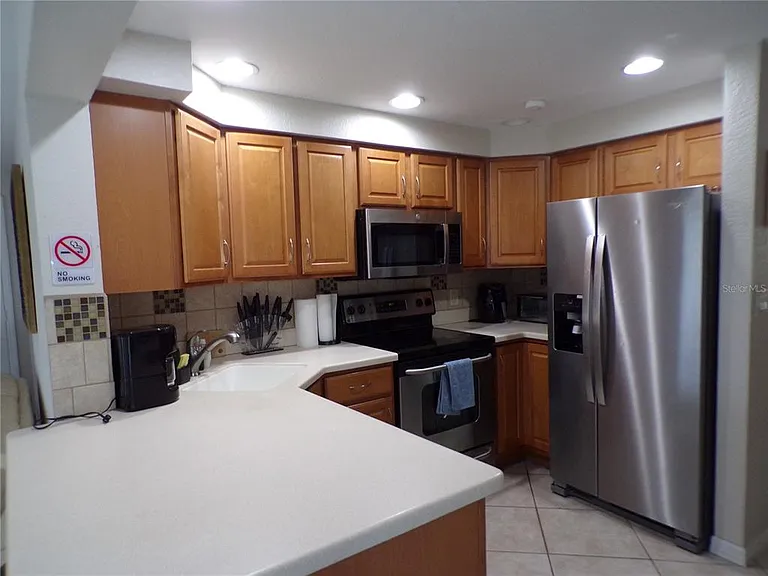 182 Chelsea Ct NW — Photo 8