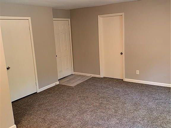 5th image of 745 Clearwood Dr