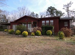 5140 Div Natchez Trace Rd, Camden, TN 38320