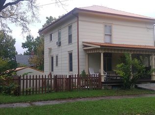 601 N 3rd St, Fairfield, IA 52556