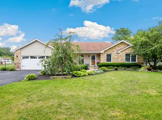 2900 Abbington Dr, New Lenox, IL 60451