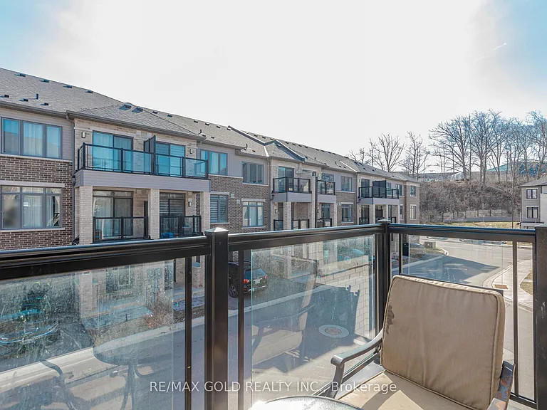585 Colborne St #1007 — Photo 31