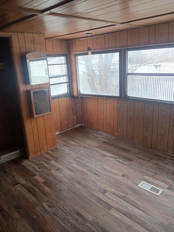 3 bed, 850 sqft, $950 — Photo 3