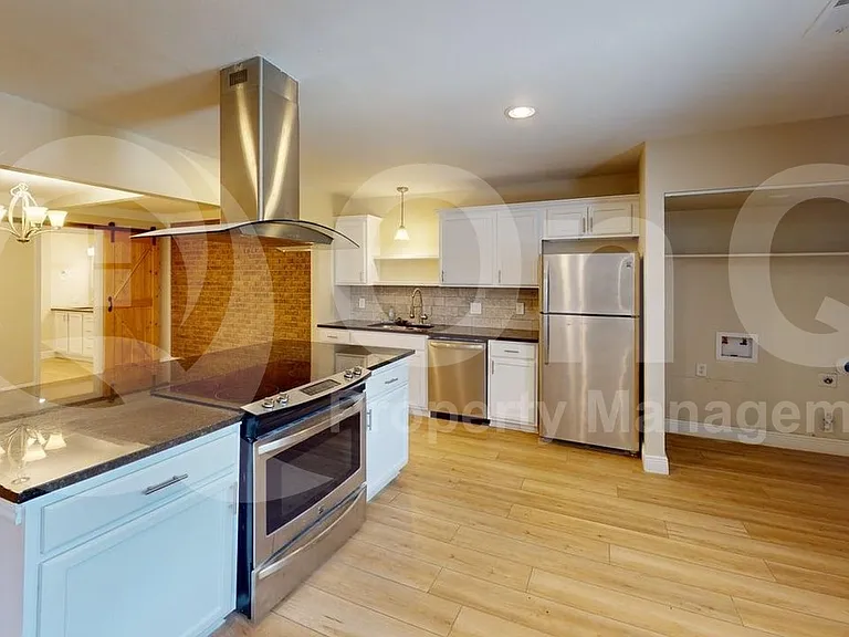 7804 Village Trail Dr — Photo 3