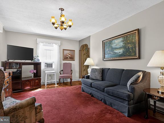 2nd image of 3438 E Orvilla Rd