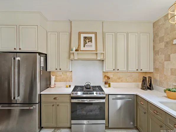 7731 BROADWAY #40 F, San Antonio, TX 78209