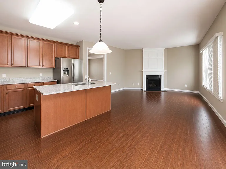 288 N Caldwell Cir — Photo 4