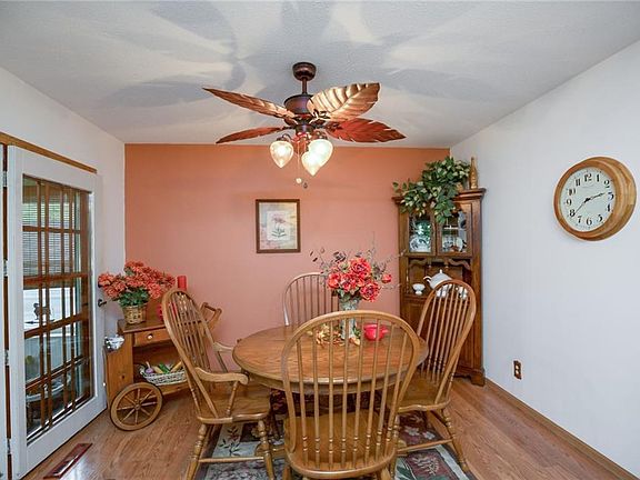 5th image of 308 Westwood Dr