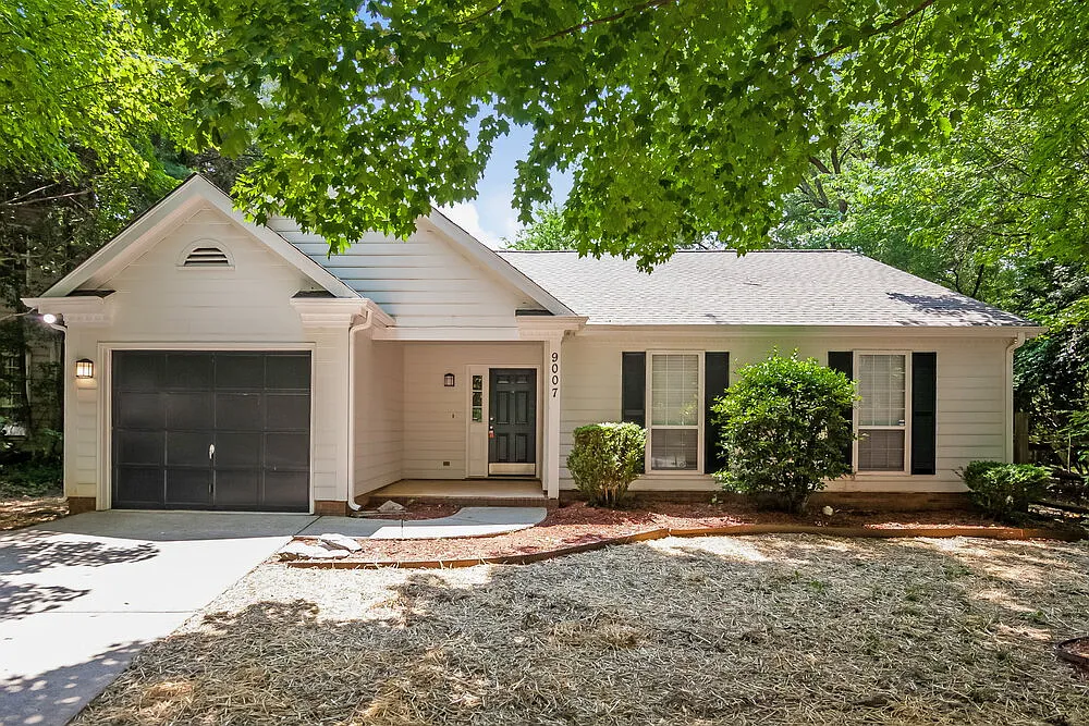 3 bed, 2.0 bath, 1250 sqft, $1,860 — Photo 1