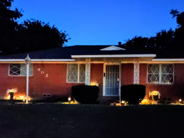 602 Donlee Rd, Lancaster, TX 75134