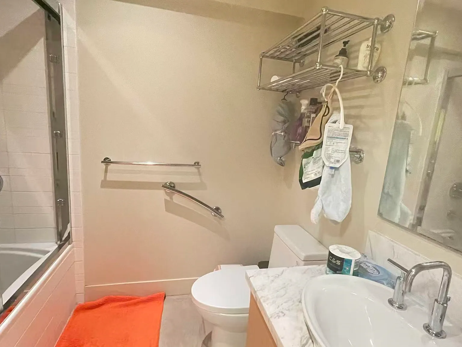 1 bed, 250 sqft, $2,000 — Photo 2