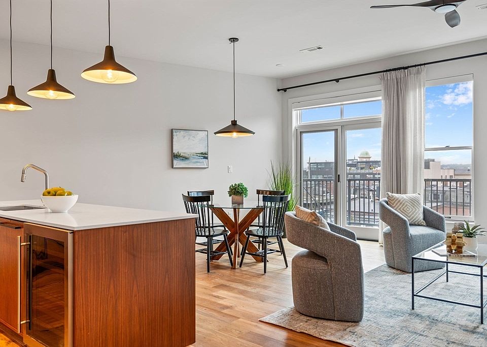 1st image of 566 Columbus Ave #614