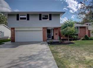 55 Smallwood Dr, West Seneca, NY 14224