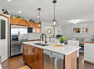624 W Cranston Dr SE, Calgary, AB T3M 0B6