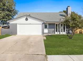 1705 Yorktown Dr, Arlington, TX 76014