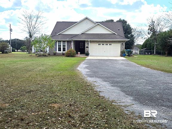 2nd image of 1413 Martin Ln