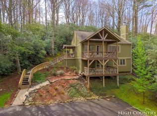 147 Hemlock Cir, Banner Elk, NC 28604
