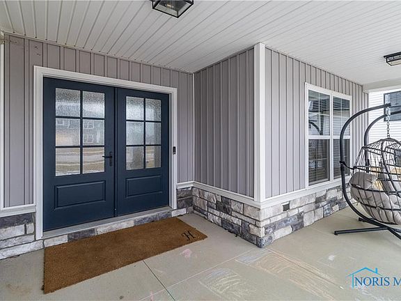 3rd image of 1026 Dwyer Dr