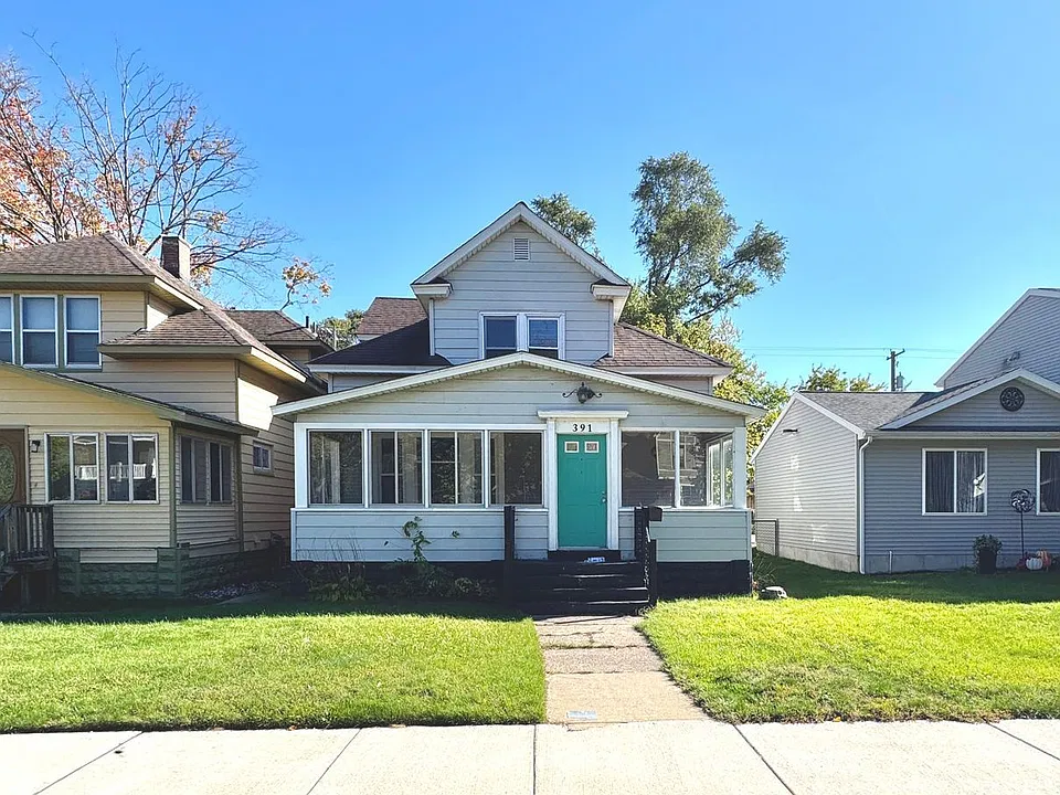 391 Houston Ave