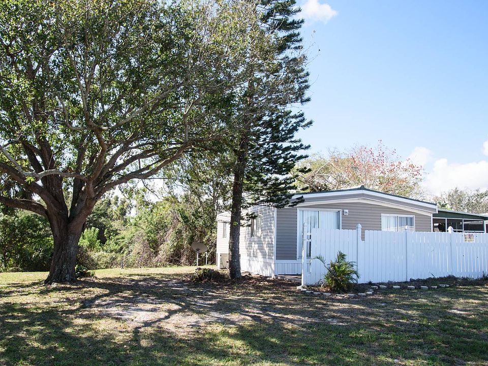 1st image of 2122 Mobiland Dr