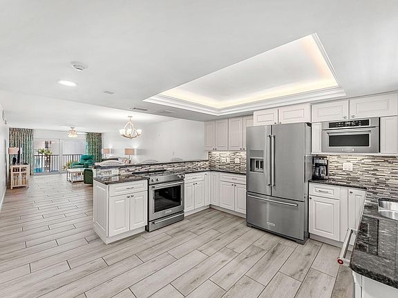 4th image of 220 Young Ave APT 53
