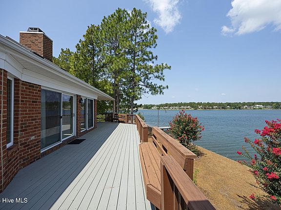 5th image of 7 Lake Vista Lane