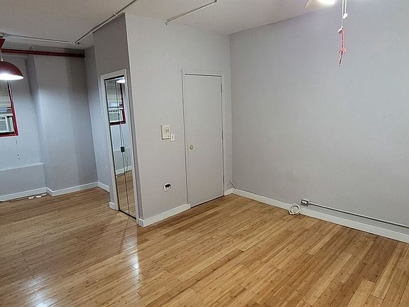 5th image of 92 Wadsworth Ave Floor Basement