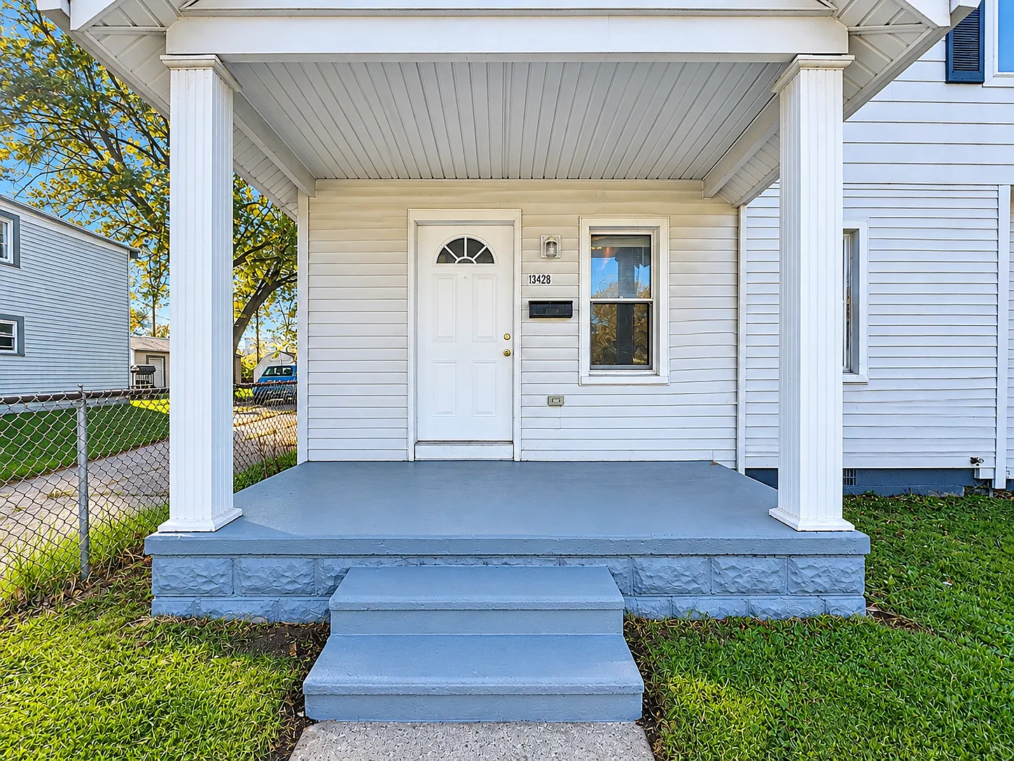 4 bed, 1.5 bath, 1155 sqft, $1,700 — Photo 4